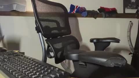 Snapshot of chitownburb chatting on 19, 1, 2025 chitownburb online show from 19, 1, 2025