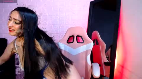 chloe1126_ online show from 18, 4, 2026