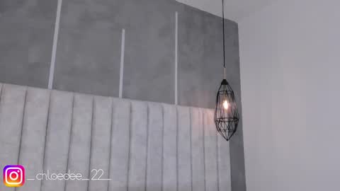 Chloe online show from 9, 3, 2025