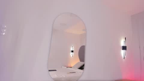 Chloe online show from 9, 11, 2025