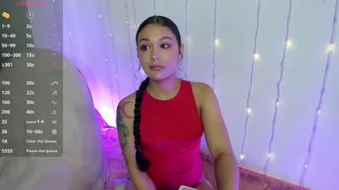 Snapshot of chloe_evans12 chatting on 11, 3, 2025 Chloe  online show from 11, 3, 2025