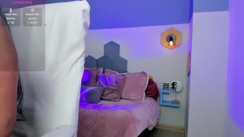 Chloe online show from 18, 9, 2025