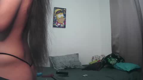 Chloe and Danna online show from 4, 2, 2025