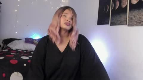 Snapshot of chloe_kisses chatting on 11, 5, 2026 chloe_kisses online show from 11, 5, 2026