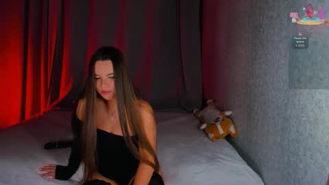 Chloe online show from 27, 10, 2025