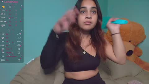 Snapshot of chloe_maia1 chatting on 2, 12, 2024 AMY online show from 2, 12, 2024