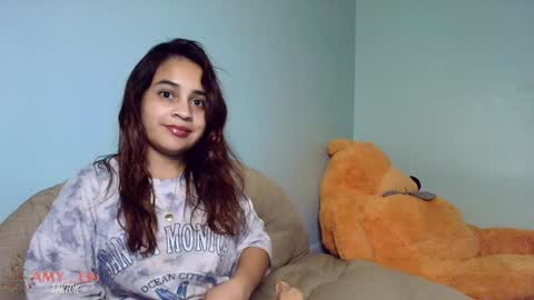 Snapshot of chloe_maia1 chatting on 3, 1, 2025 AMY online show from 3, 1, 2025