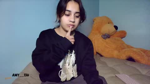 Snapshot of chloe_maia1 chatting on 24, 1, 2025 AMY online show from 24, 1, 2025