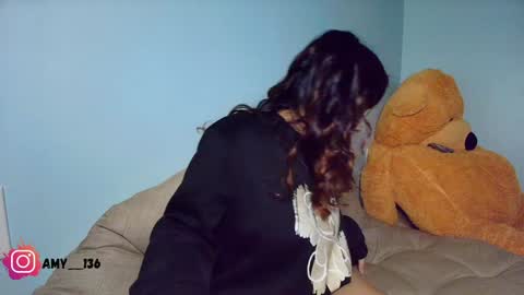 Snapshot of chloe_maia1 chatting on 25, 1, 2025 AMY online show from 25, 1, 2025