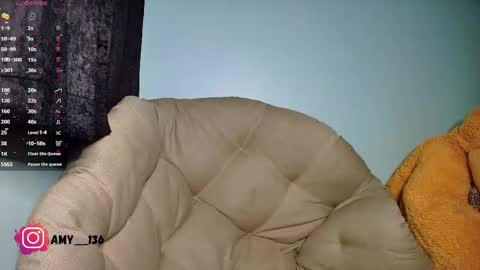 Snapshot of chloe_maia1 chatting on 3, 3, 2025 AMY online show from 3, 3, 2025