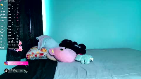 Snapshot of chloe_maia1 chatting on 9, 9, 2025 AMY online show from 9, 9, 2025