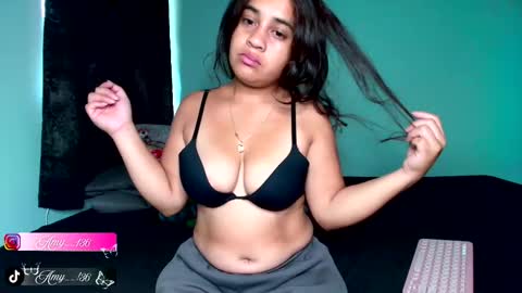 Snapshot of chloe_maia1 chatting on 16, 10, 2025 AMY online show from 16, 10, 2025