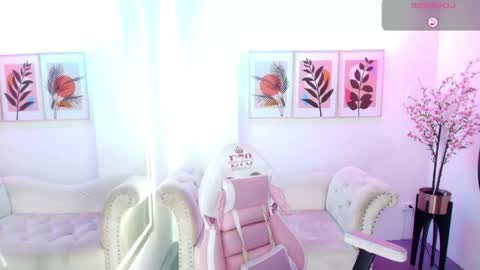 Snapshot of chloe_meoww chatting on 27, 4, 2026 Chloe online show from 27, 4, 2026