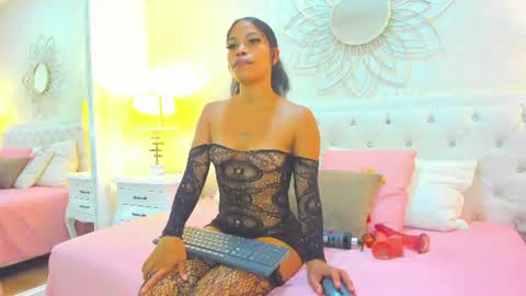 chloe miller7 online show from 26, 6, 2026