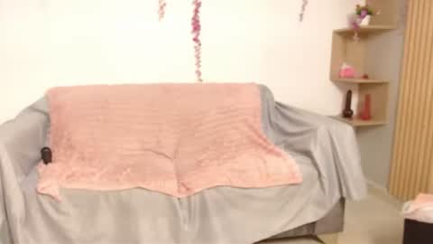 Snapshot of chloe_peach_ chatting on 9, 6, 2026 chloe_peach_ online show from 9, 6, 2026