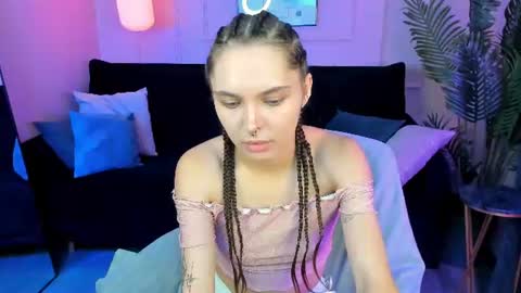 Chloe online show from 28, 6, 2026
