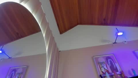   online show from 20, 12, 2025