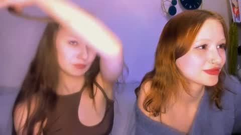 Snapshot of chloe_wifeys chatting on 25, 5, 2026 Chloe online show from 25, 5, 2026