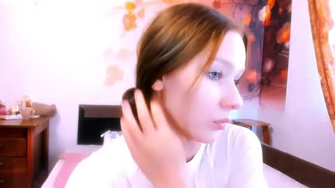 Chloe online show from 5, 8, 2026