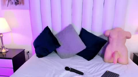 Snapshot of chloe_wilson7 chatting on 10, 5, 2026 chloe_wilson7 online show from 10, 5, 2026
