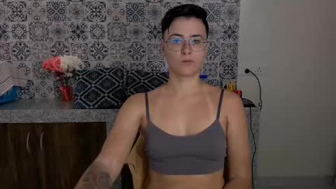 Eva and Sandra online show from 21, 2, 2025