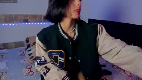  3 online show from 25, 9, 2025