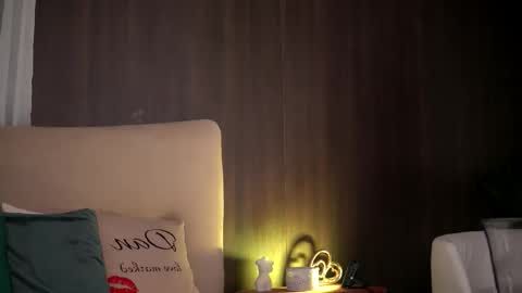 Snapshot of chloedevinex chatting on 2, 10, 2025 chloedevinex online show from 2, 10, 2025