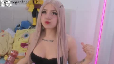 Chloe online show from 12, 4, 2026