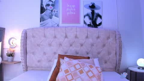 chloeferreira online show from 23, 1, 2025