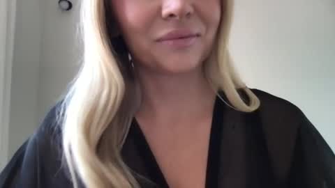 Chloe online show from 7, 7, 2026