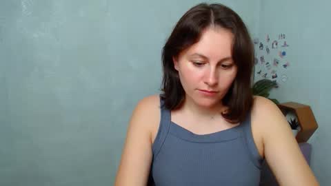 Chloe online show from 3, 11, 2025