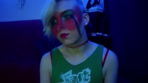 Chloekissxo online show from 23, 12, 2024