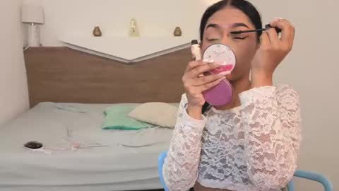 Snapshot of chloemoon8 chatting on 13, 1, 2026 C H L O E online show from 13, 1, 2026