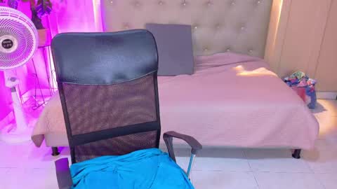 Snapshot of chloerossee chatting on 23, 4, 2026 Chloe rosse online show from 23, 4, 2026