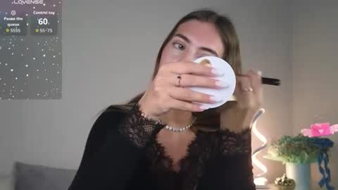 chloi_hes online show from 23, 10, 2025