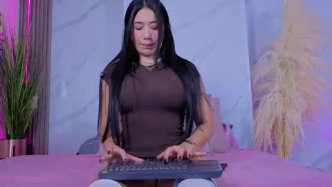 Chlooe online show from 1, 4, 2026