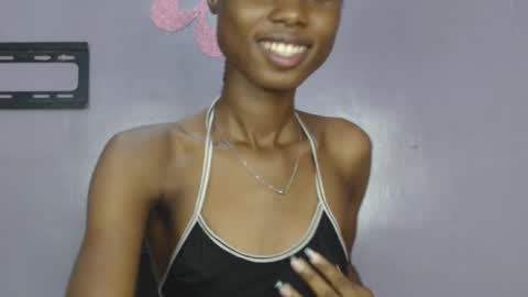 Snapshot of choco_petitqueen chatting on 13, 1, 2025 choco_petitqueen online show from 13, 1, 2025