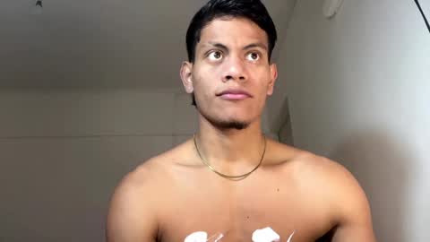 Snapshot of chocolate_sex436778 chatting on 31, 5, 2026 thiango online show from 31, 5, 2026
