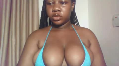 Snapshot of chocolateassgirl61 chatting on 31, 10, 2025 chocolateassgirl61 online show from 31, 10, 2025
