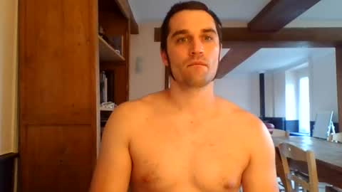 Snapshot of chouch76 chatting on 3, 8, 2026 chouch76 online show from 3, 8, 2026