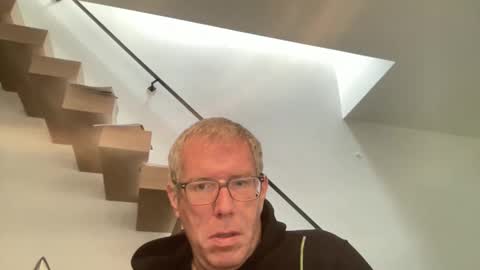 choupipat1 online show from 24, 4, 2026