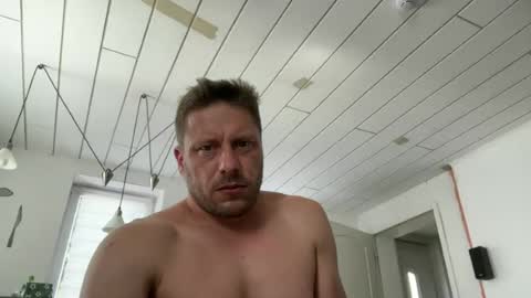 Snapshot of chris164 chatting on 18, 6, 2026 Chris online show from 18, 6, 2026