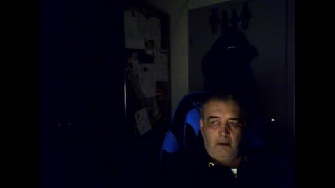 Snapshot of chris250268 chatting on 26, 10, 2025 Chris online show from 26, 10, 2025