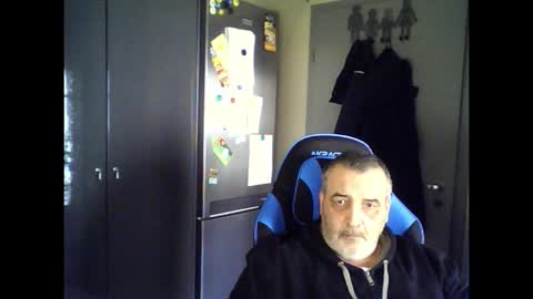 Snapshot of chris250268 chatting on 27, 3, 2026 Chris online show from 27, 3, 2026
