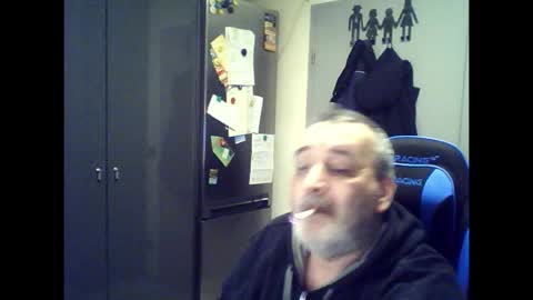 Snapshot of chris250268 chatting on 28, 3, 2026 Chris online show from 28, 3, 2026