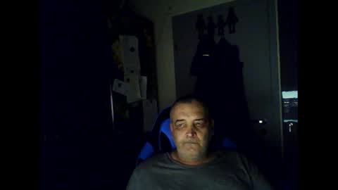 Snapshot of chris250268 chatting on 19, 4, 2026 Chris online show from 19, 4, 2026