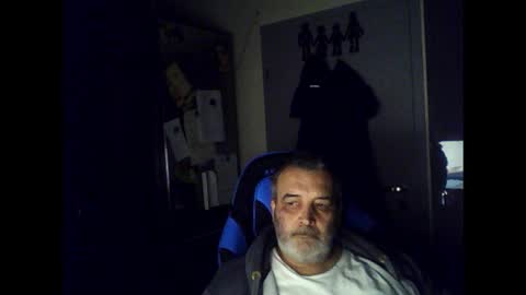 Snapshot of chris250268 chatting on 22, 5, 2026 Chris online show from 22, 5, 2026