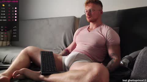redhead thief of sausages and hearts online show from 28, 12, 2024