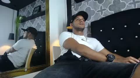 Snapshot of chris_dick2 chatting on 5, 7, 2026 chris_dick2 online show from 5, 7, 2026