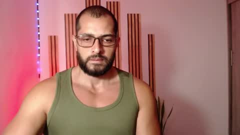 Snapshot of chris_magnum_ chatting on 25, 5, 2026 cris Twitter magnum101010 insta magnumc20 online show from 25, 5, 2026